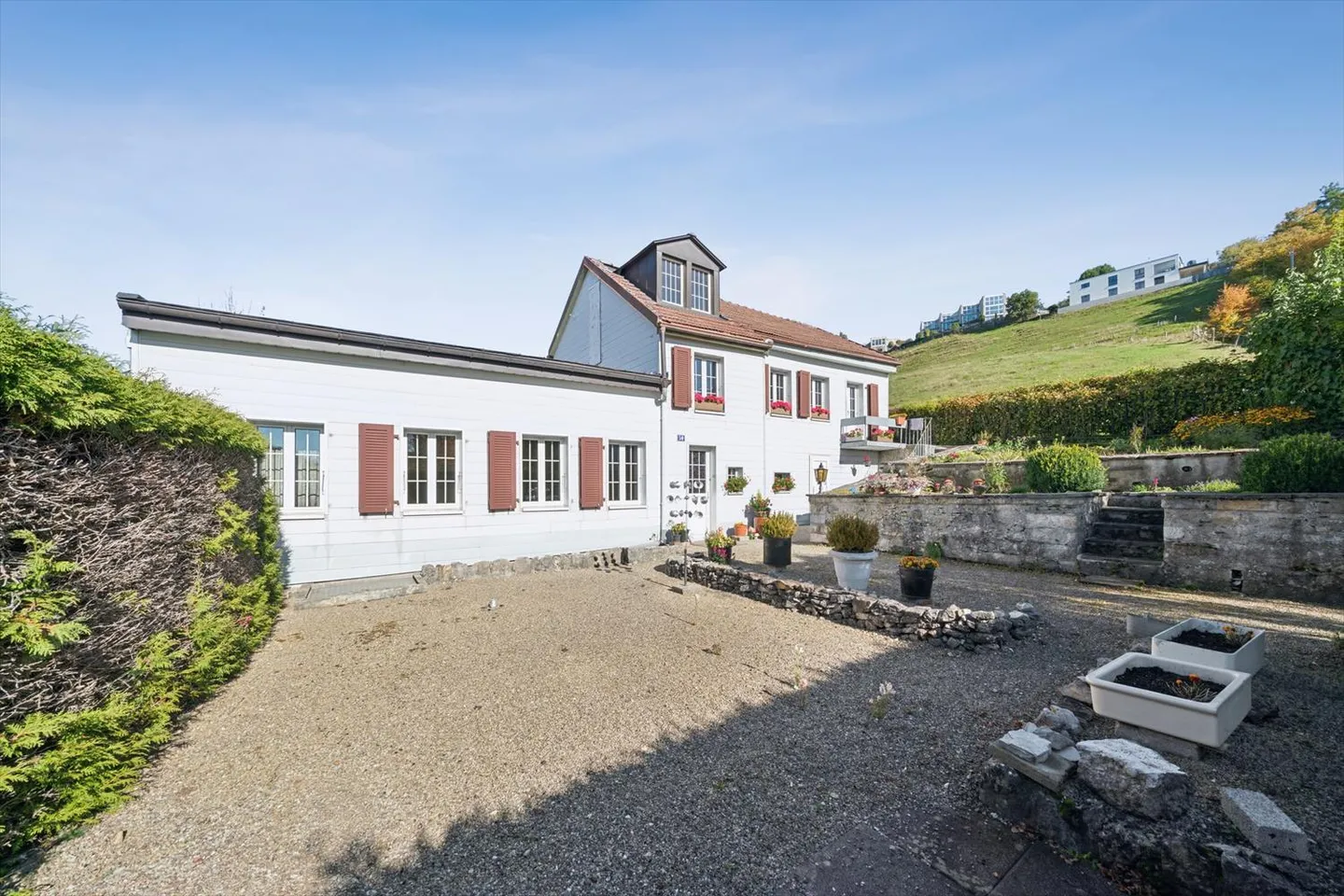 Maison individuelle unique dans un environnement paisible - Photo 2 sur 7