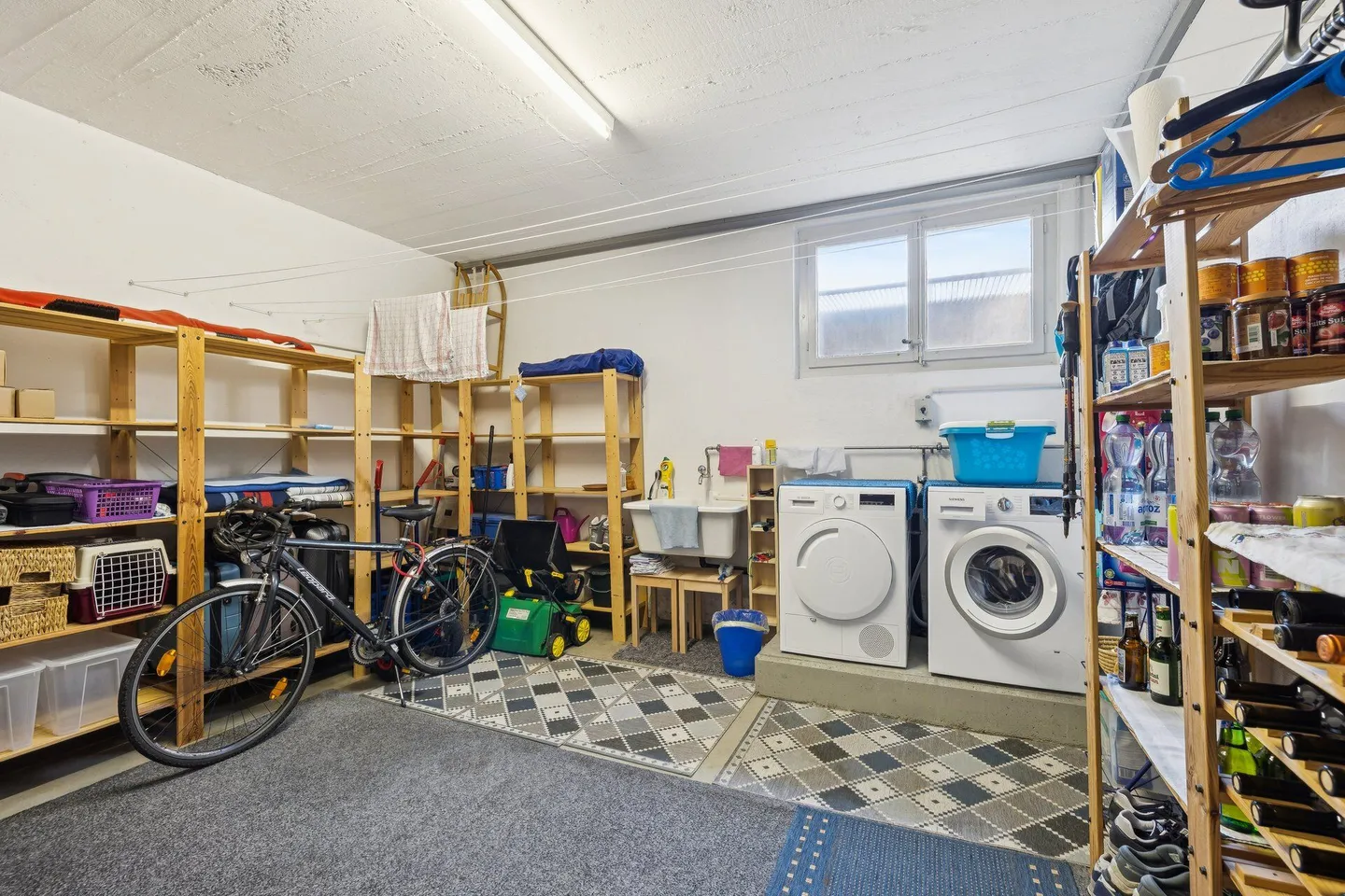 4.5-room apartment with large garden - Photo 14 of 17