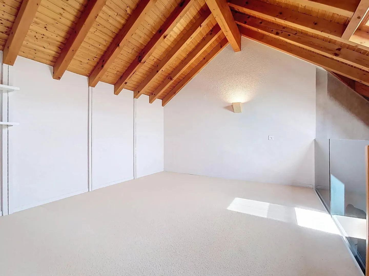 Attique de 4.5 pièces avec mezzanine - Foto 5 di 6