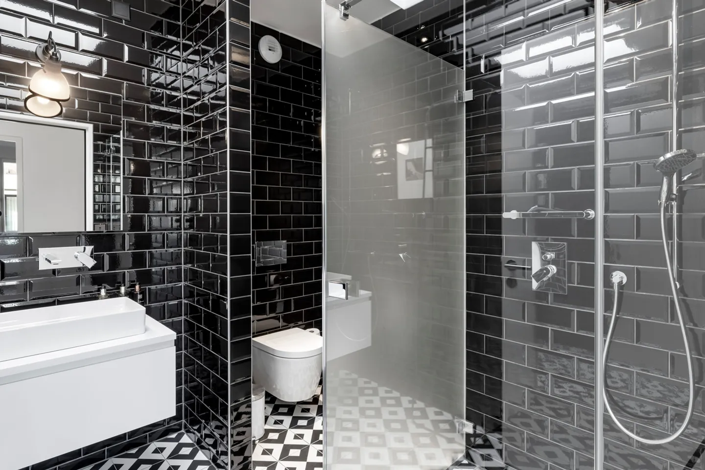 Attico con grande terrazza e vista sulle Alpi di Friburgo - Foto 12 di 13