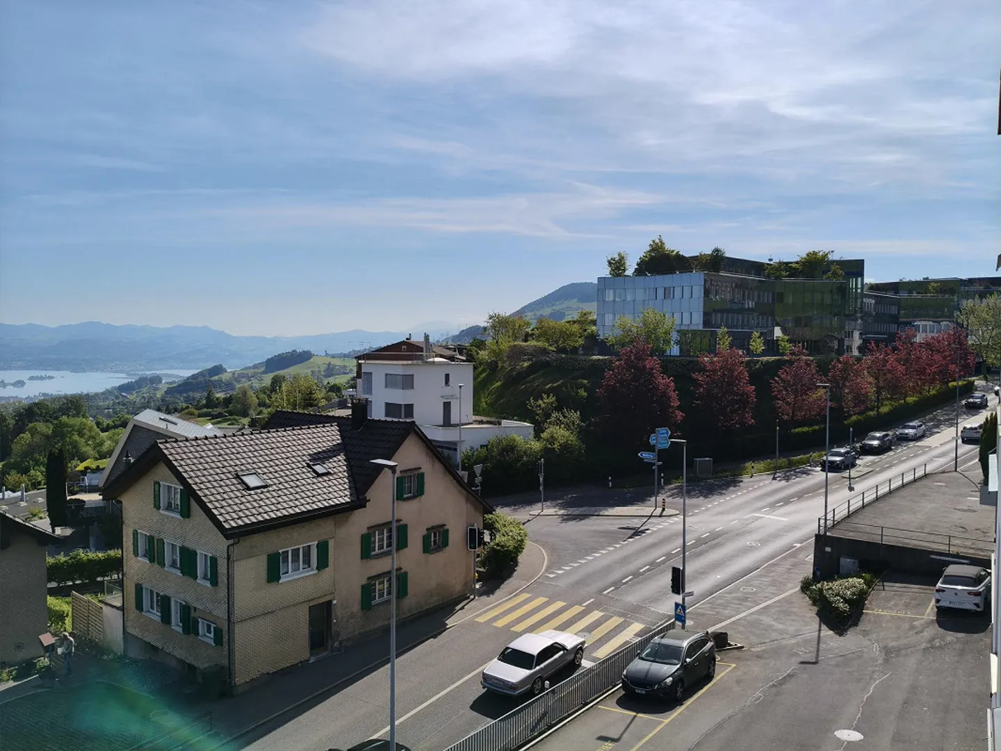 Vivere con una vista mozzafiato sul lago di Zurigo - Foto 1 di 3