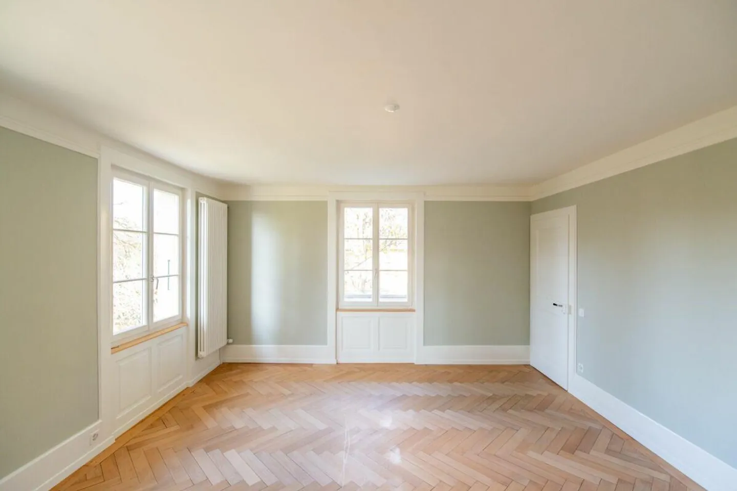 Idyllic semi-detached house with plenty of outdoor space - Photo 6 of 10