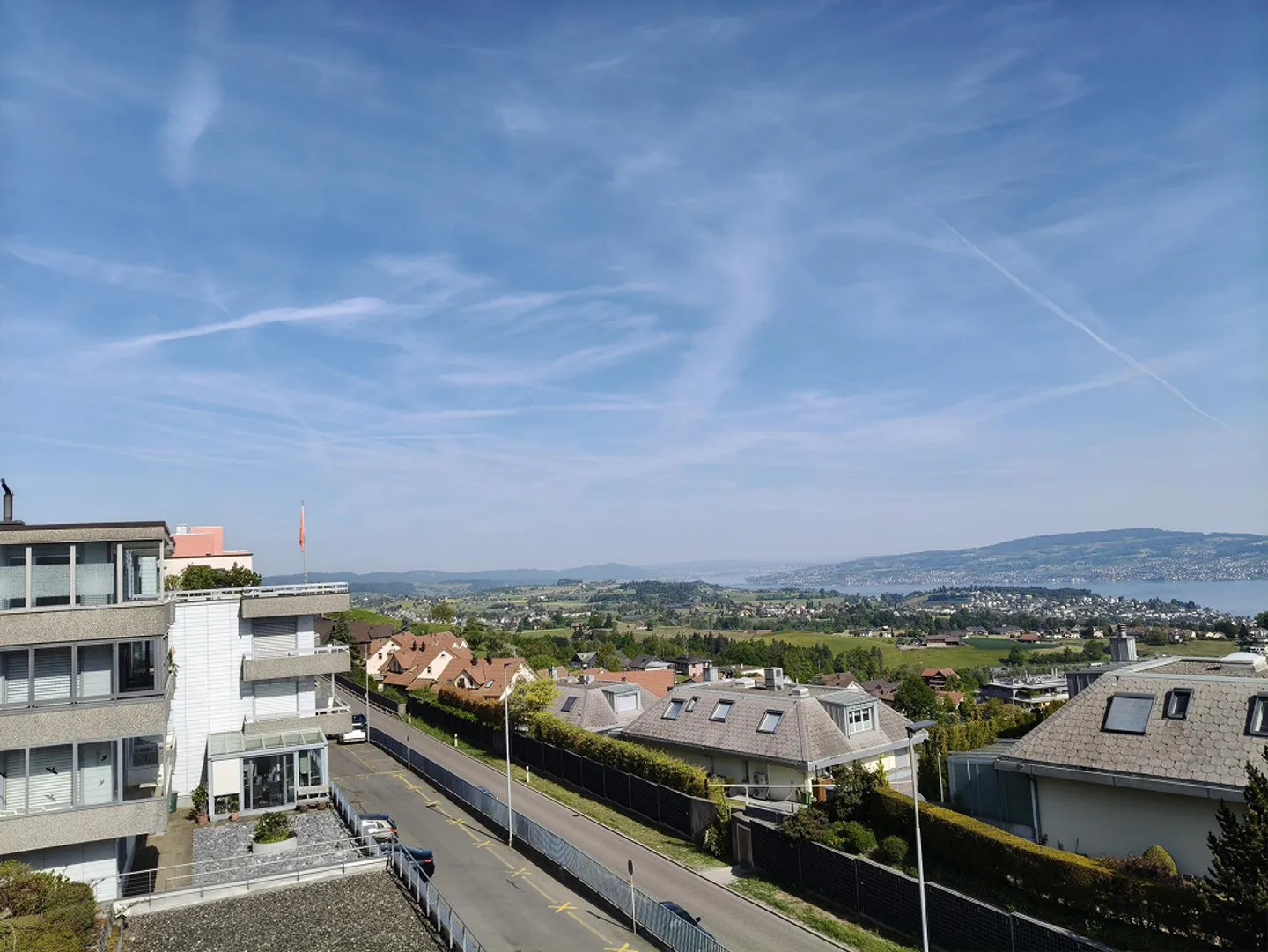 Vivere con una vista mozzafiato sul lago di Zurigo - Foto 3 di 3