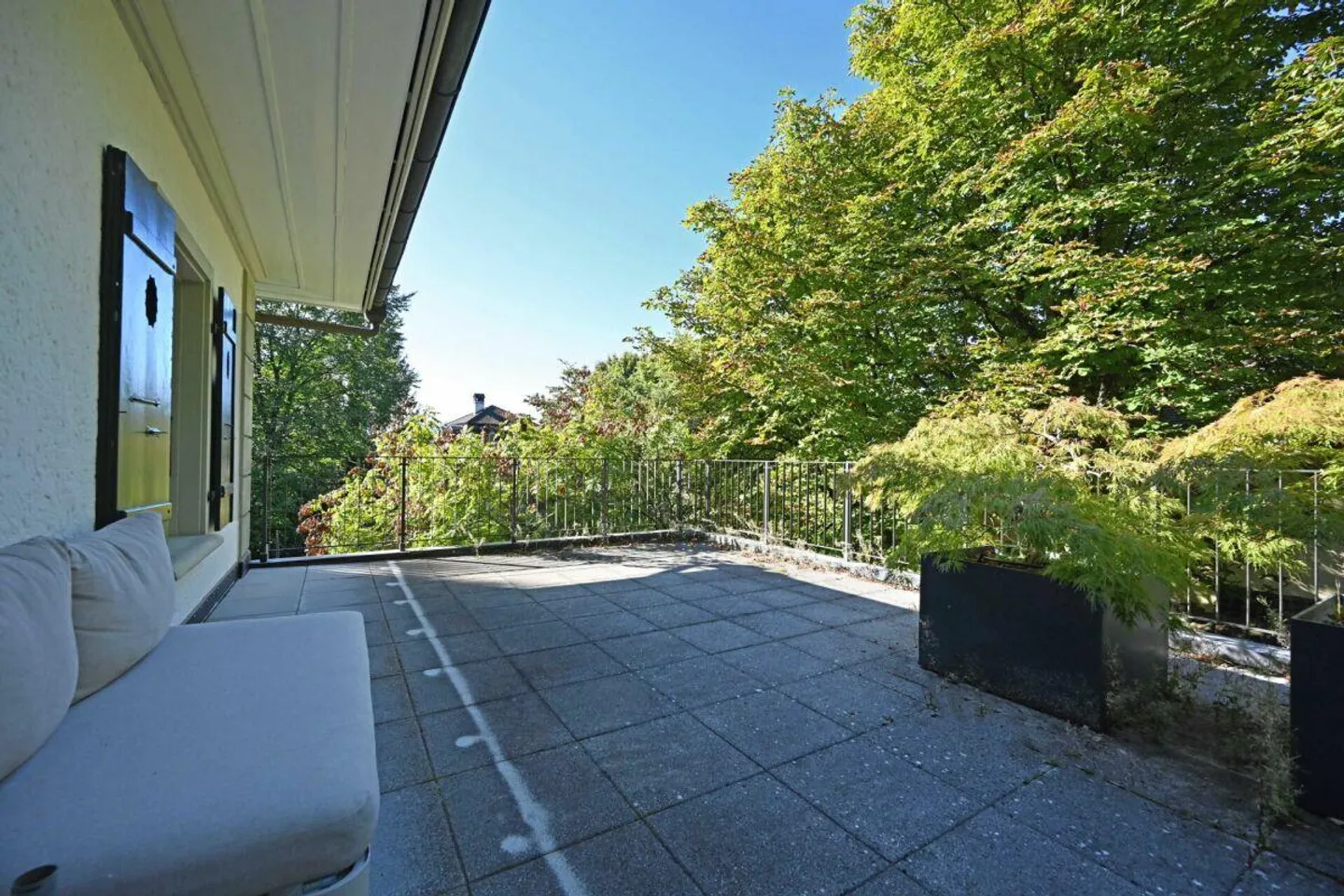 Idyllic semi-detached house with plenty of outdoor space - Photo 10 of 10