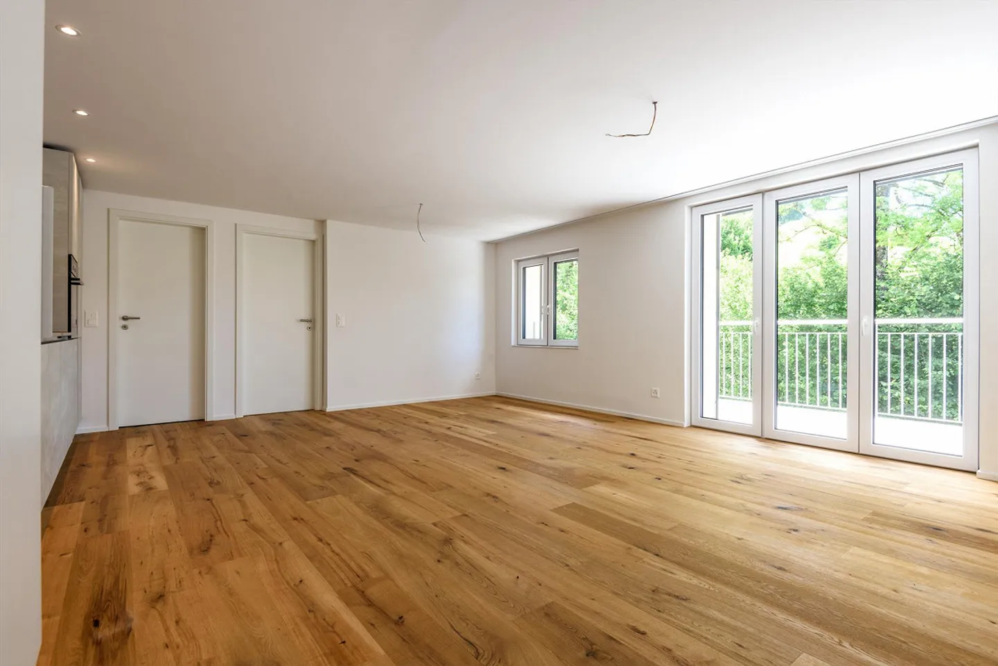 Top modern 3.5 room apartment in a quiet location! - Photo 2 of 7