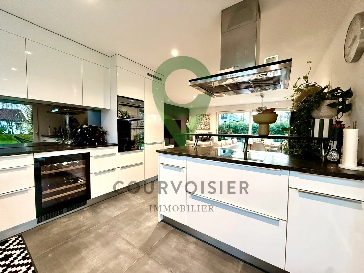 Magnificent ground-floor apartment with large garden in St-Prex - Photo 3 of 11