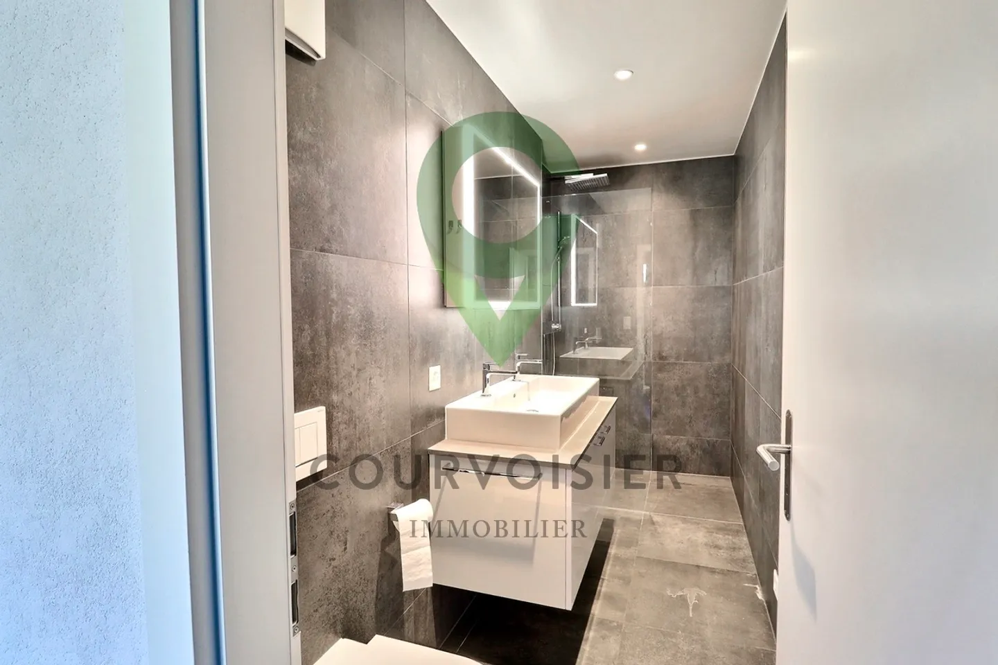 Magnificent ground-floor apartment with large garden in St-Prex - Photo 9 of 11