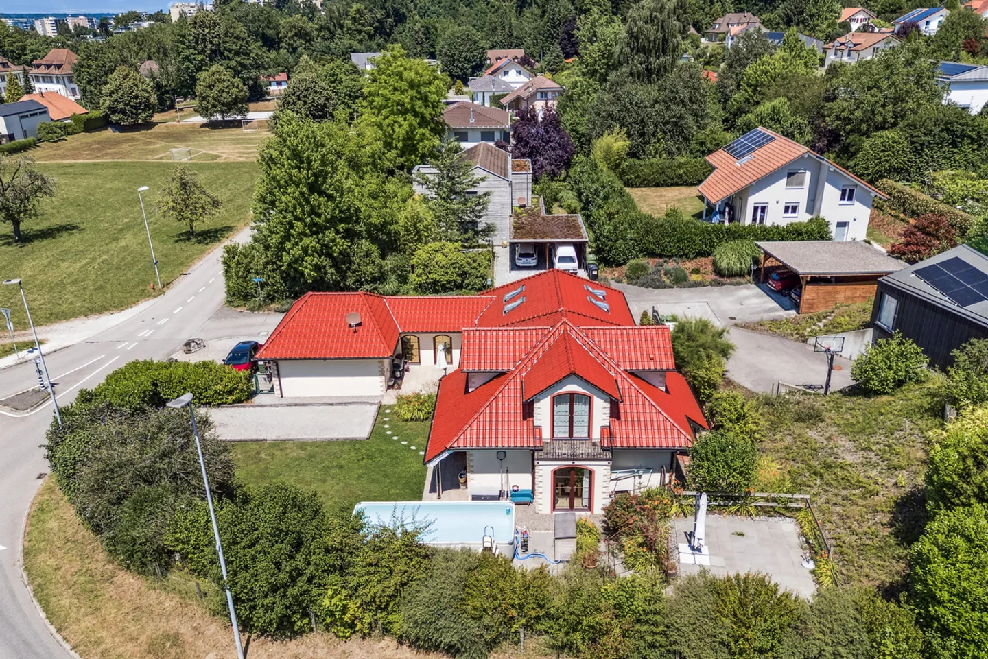 Schönes Haus mit zwei unabhängigen Wohnungen an den Toren von Fribourg - Foto 14 von 16