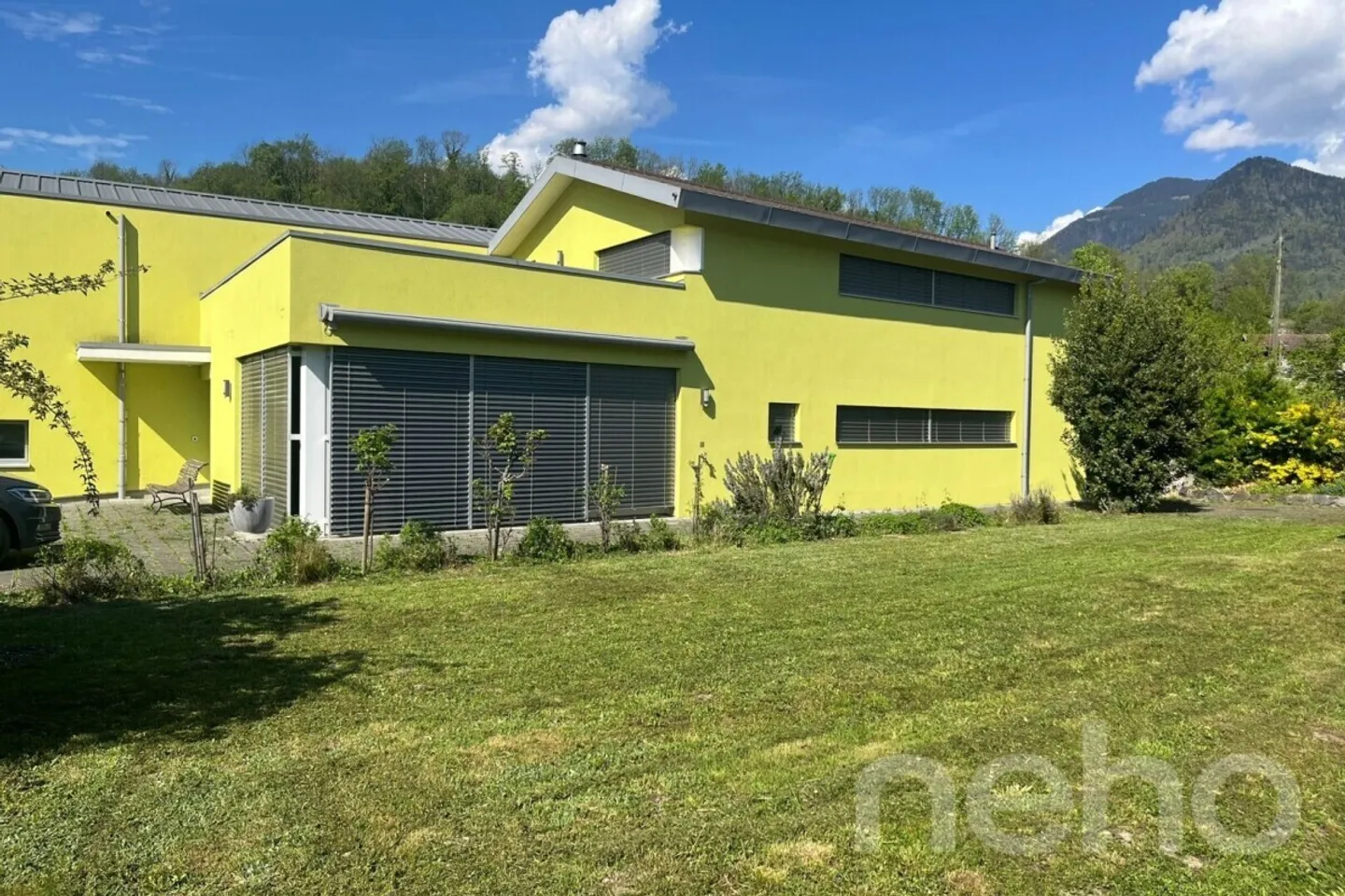 Zeitgenössische Villa mit Blick auf die Dents du Midi und einzigartigem Potenzial - Foto 2 von 12