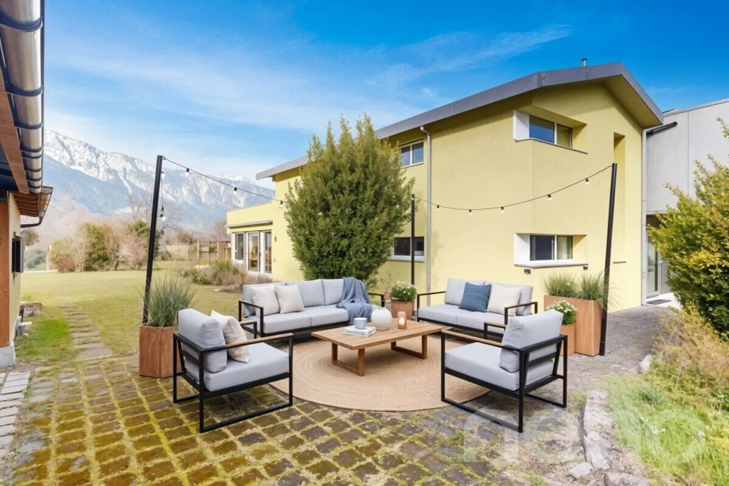 Zeitgenössische Villa mit Blick auf die Dents du Midi und einzigartigem Potenzial - Foto 3 von 12
