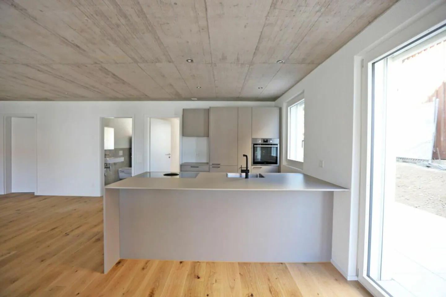 Modern 3.5-room apartment with garden share in Kümmertshausen - attractive investment property - Photo 2 of 8