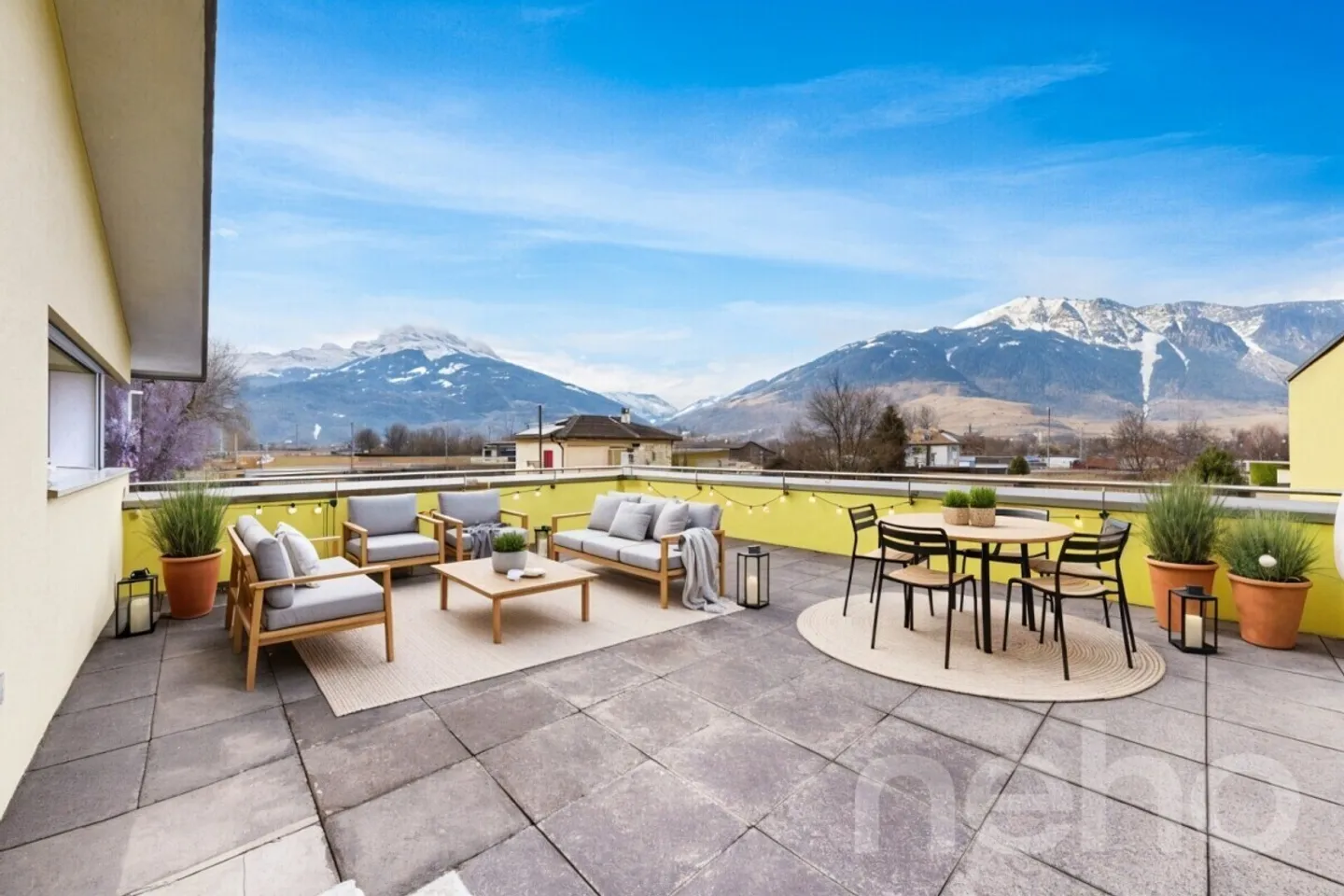 Zeitgenössische Villa mit Blick auf die Dents du Midi und einzigartigem Potenzial - Foto 1 von 12