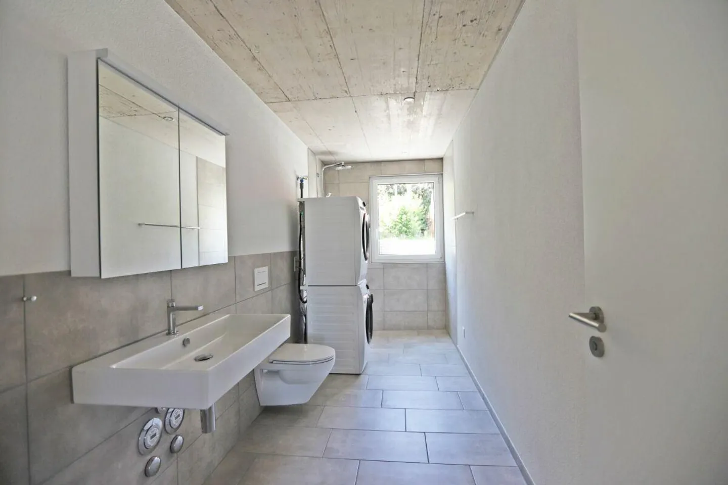 Modern 3.5-room apartment with garden share in Kümmertshausen - attractive investment property - Photo 5 of 8