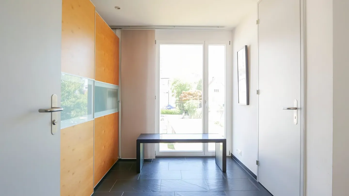 Grosszügige 5.5-Zimmer-Maisonette-Wohnung mit viel Privatsphäre und Wohnkomfort - Photo 8 of 17