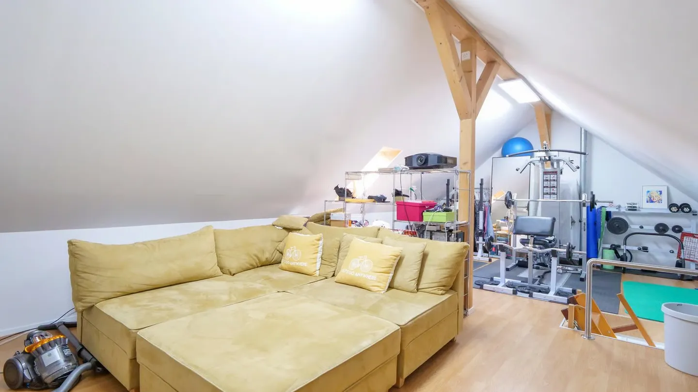 Grosszügige 5.5-Zimmer-Maisonette-Wohnung mit viel Privatsphäre und Wohnkomfort - Photo 12 of 17