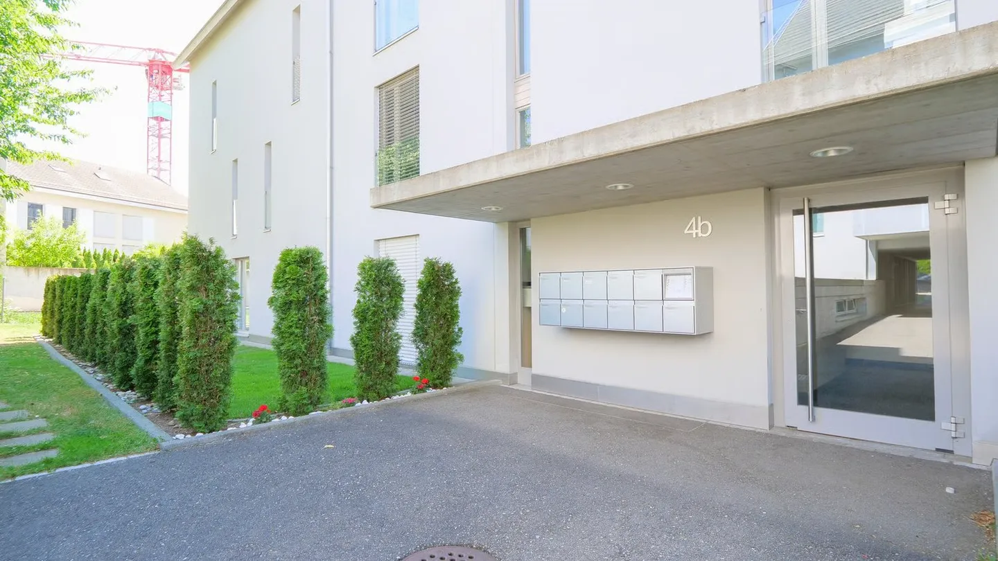 Grosszügige 5.5-Zimmer-Maisonette-Wohnung mit viel Privatsphäre und Wohnkomfort - Photo 13 of 17