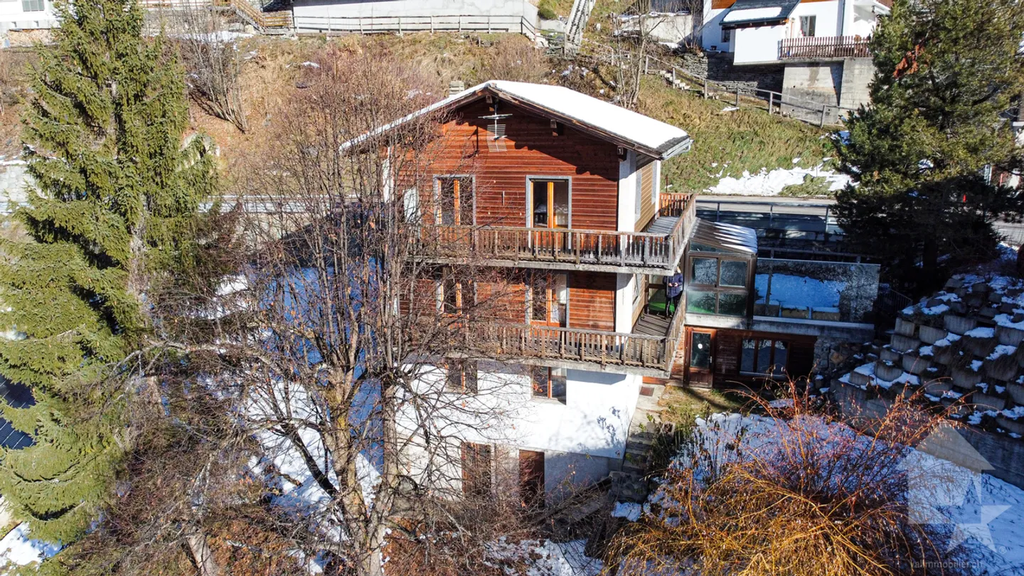 Casa di villaggio nel centro del villaggio di Vissoie - Foto 1 di 23