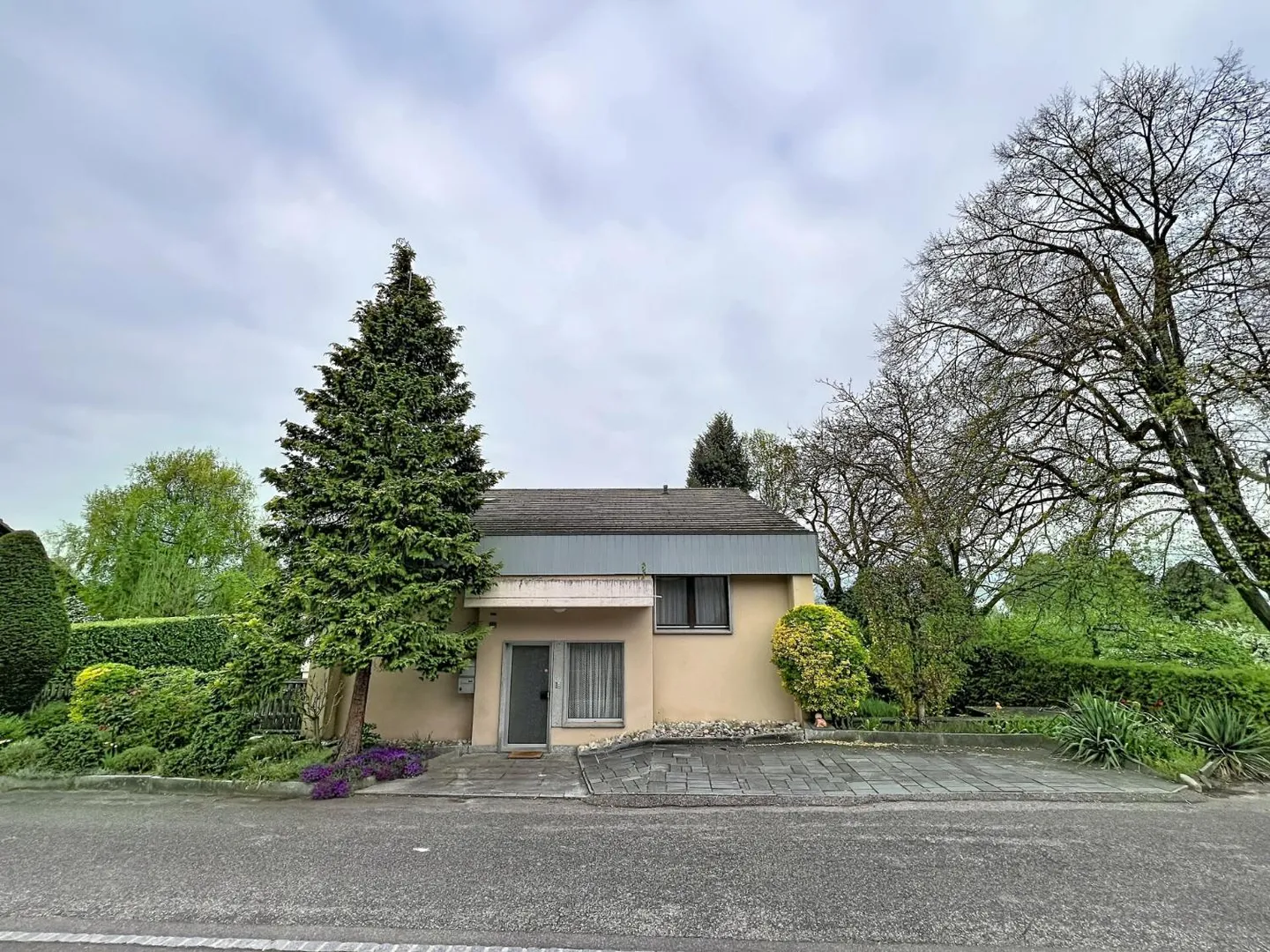 Wohngebäude 11,5 Zimmer - Foto 4 von 13