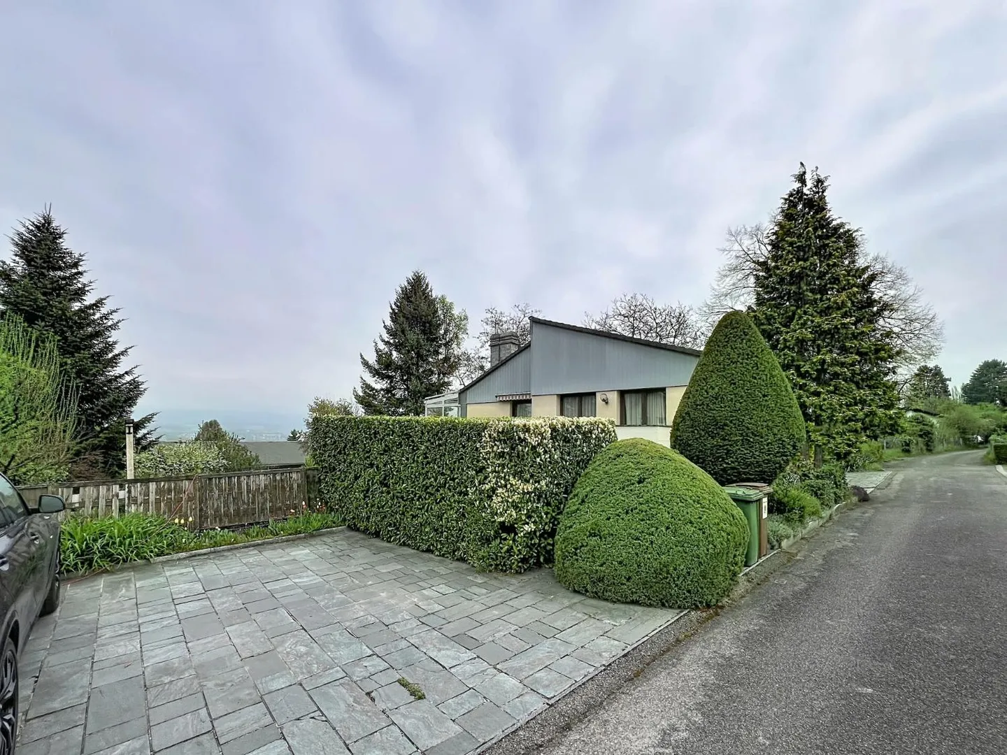 Wohngebäude 11,5 Zimmer - Foto 9 von 13