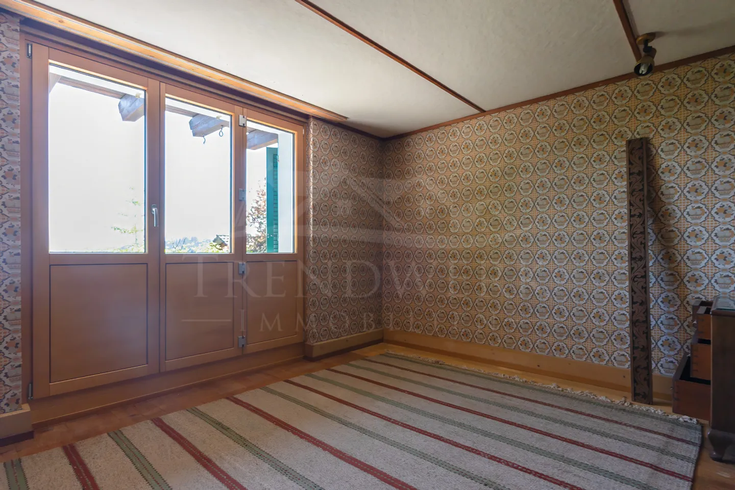6.5-Room Single-Family House with Unobstructed View in Rüfenacht - Photo 7 of 15