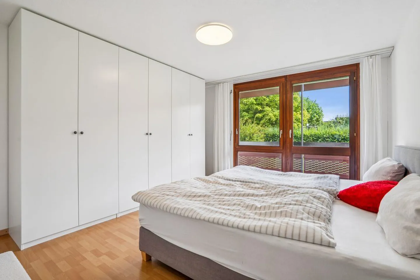 GARDEN - HOME - CENTRAL - Photo 9 of 13