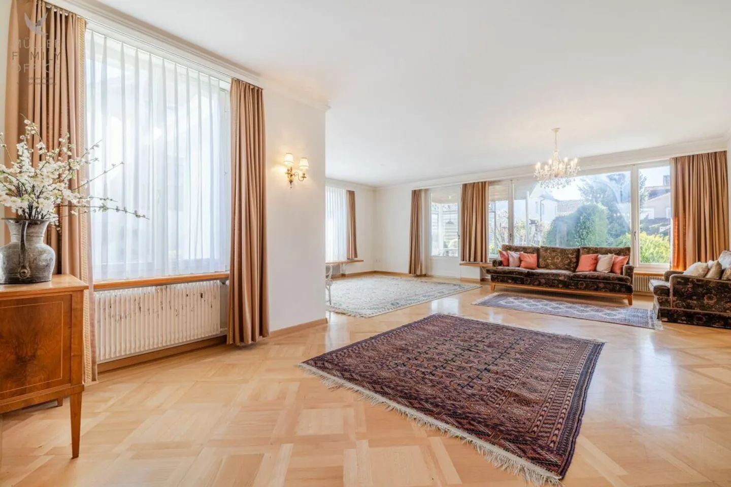 Timeless Charm Meets New Opportunities - Historic Villa in the Heart of Flawil - Photo 7 of 12