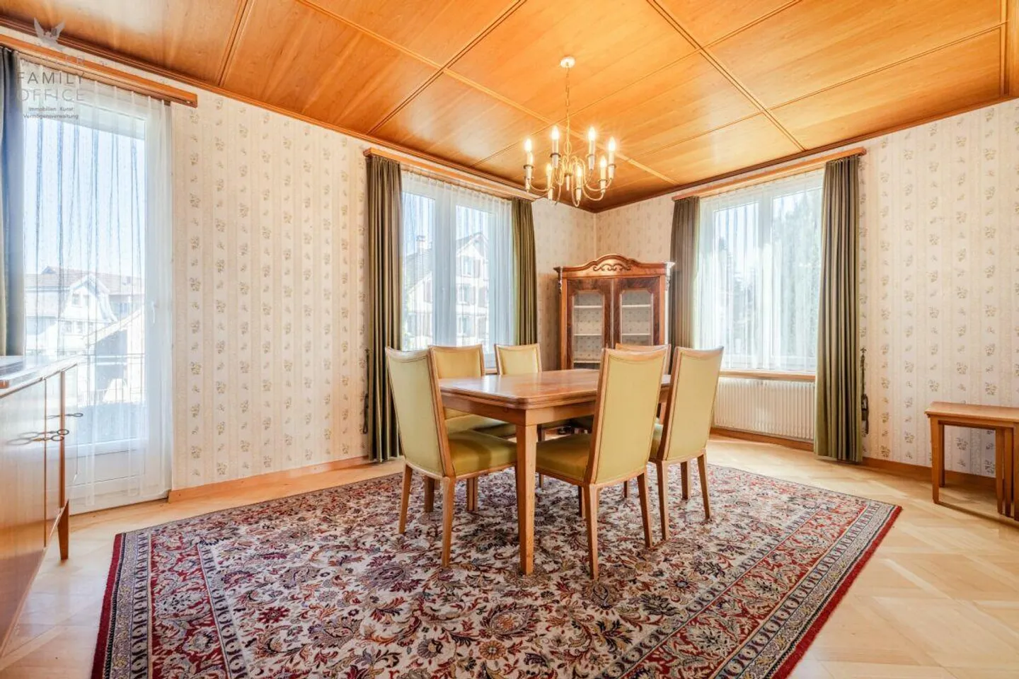 Timeless Charm Meets New Opportunities - Historic Villa in the Heart of Flawil - Photo 8 of 12