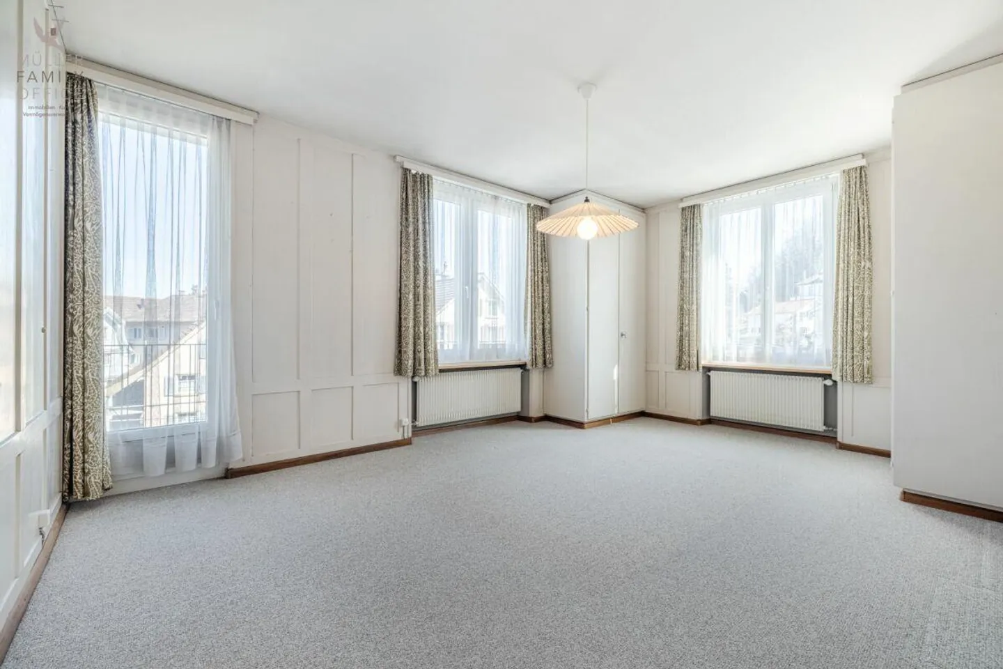 Timeless Charm Meets New Opportunities - Historic Villa in the Heart of Flawil - Photo 11 of 12