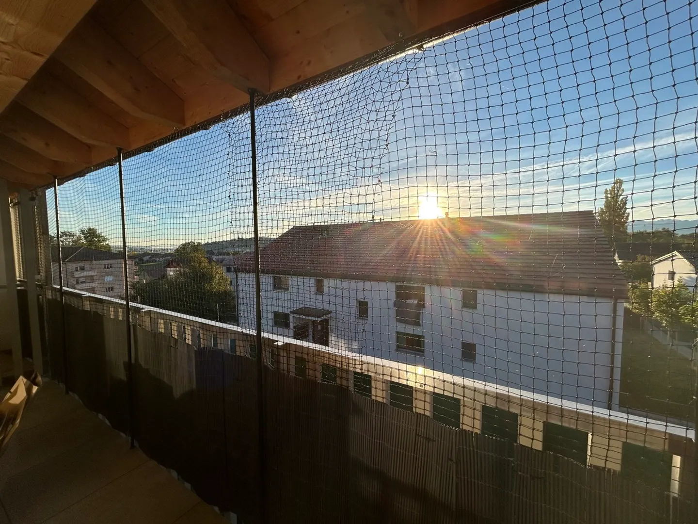 Appartamento moderno con grande balcone - Foto 5 di 5