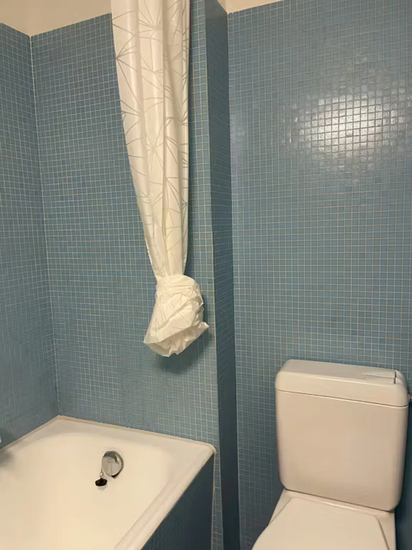 Charmantes Chalet in Zürich - Foto 4 von 10