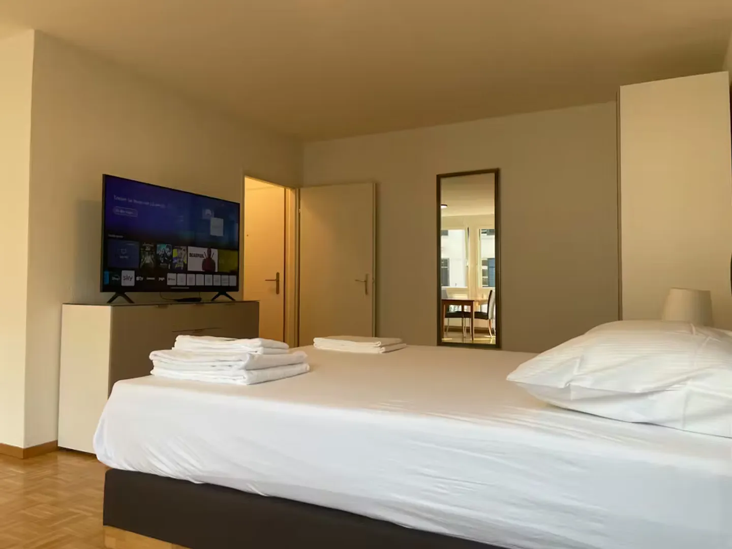 Charmantes Chalet in Zürich - Foto 5 von 10