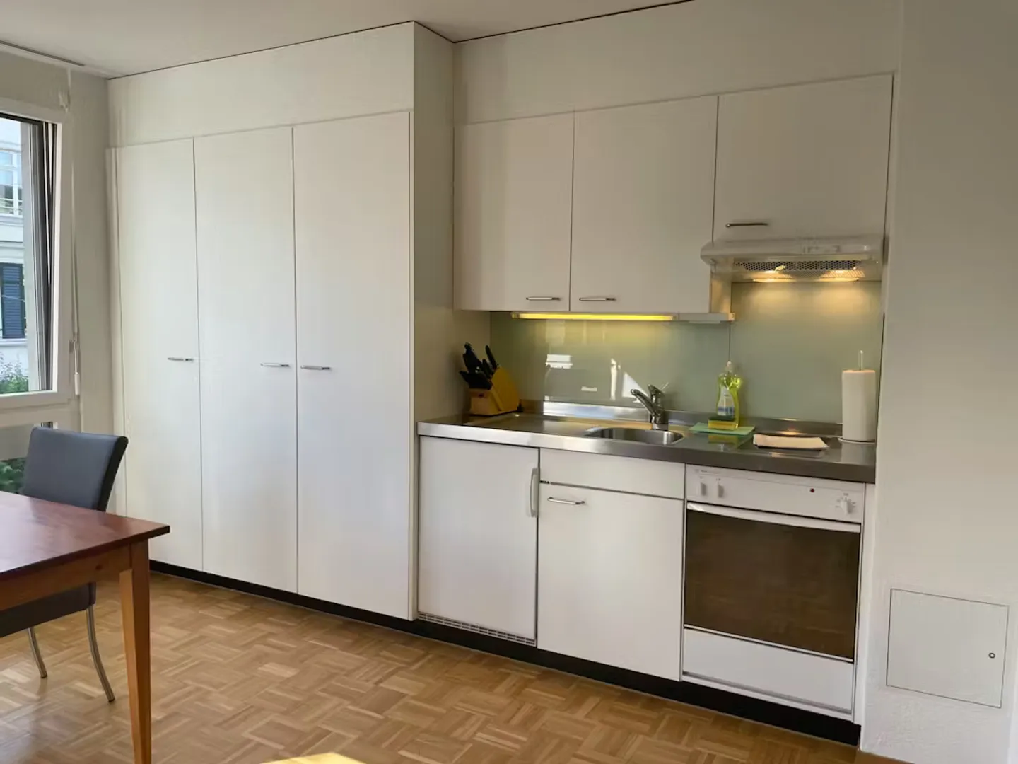 Charmantes Chalet in Zürich - Foto 7 von 10