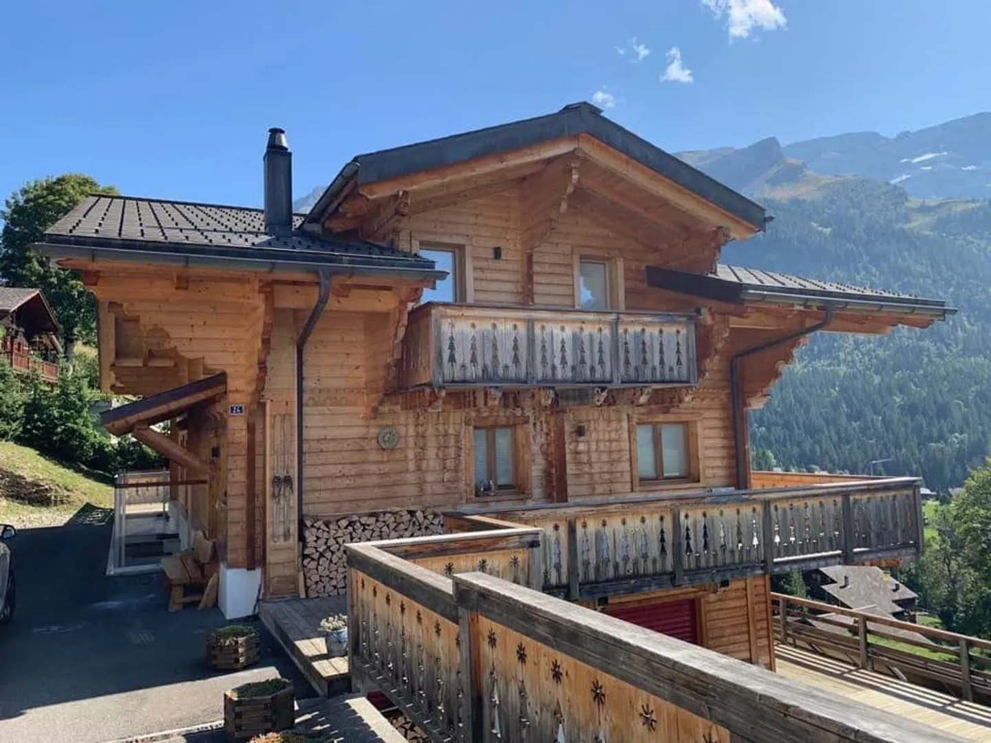 Weekly rental - SASSET 5, LA CHRYSALINE LOT 2 - Photo 2 of 11