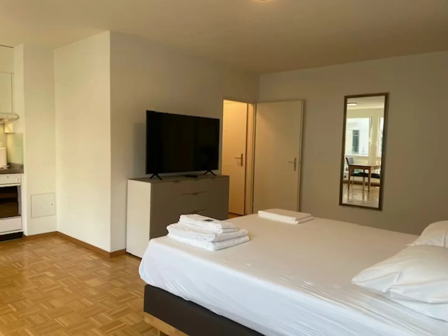 Charmantes Chalet in Zürich - Foto 10 von 10