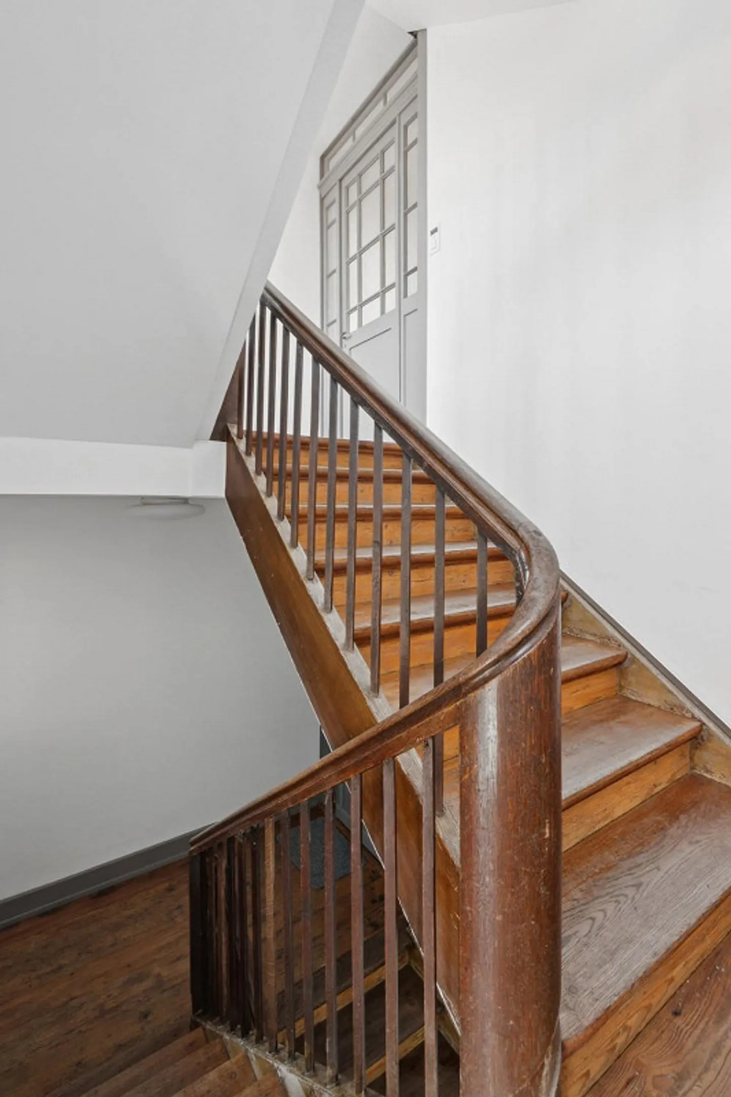 Stilvolle 5.5-Zimmer-Wohnung - Foto 3 von 13