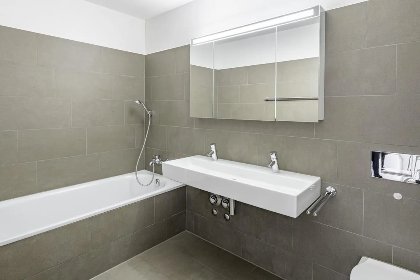 Moderne Wohnung in Rapperswil - Foto 3 von 8