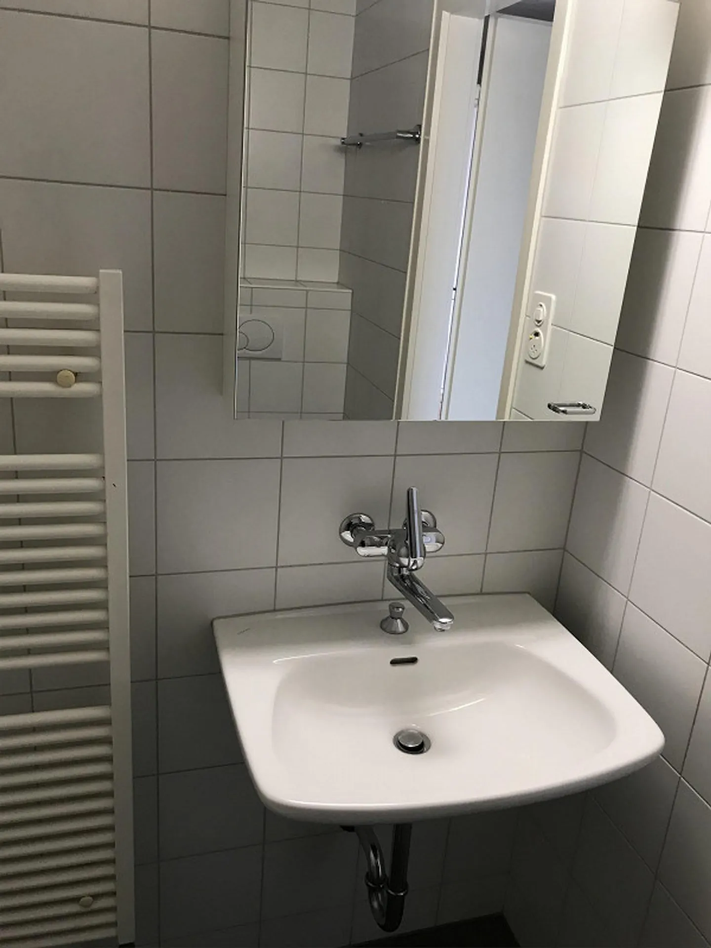 Penthouse 3,5 Z'avec terrasse, Bruderholz - Photo 5 sur 8