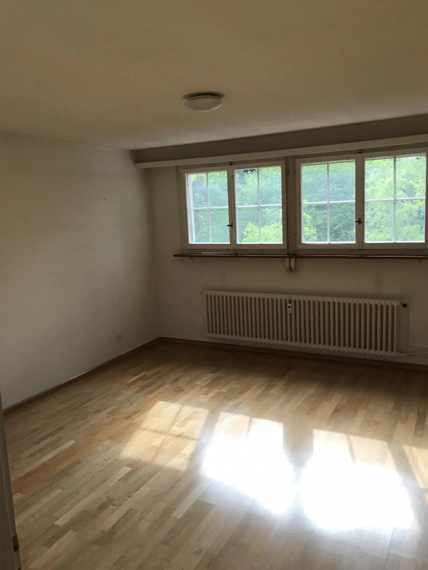 Penthouse 3,5 Z'avec terrasse, Bruderholz - Photo 4 sur 8