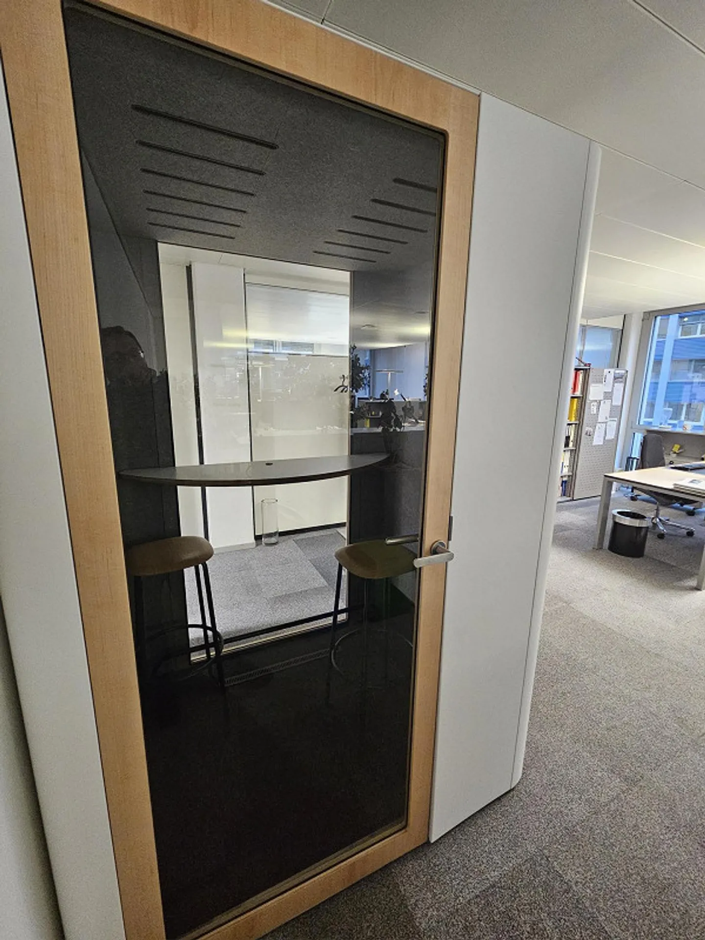 Vollständig möblierte Bürofläche - Foto 8 von 10