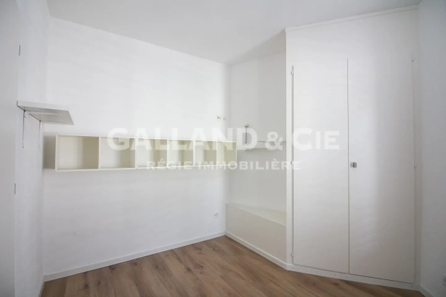 Central Studio in Lausanne - Photo 2 of 3