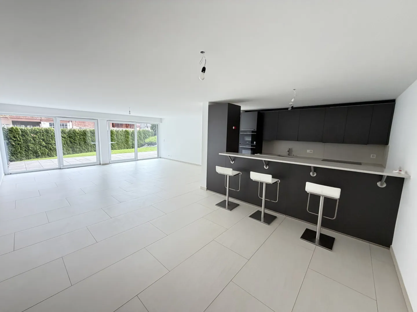 Maison Familiale Élégante à Courrendlin - Photo 4 sur 12