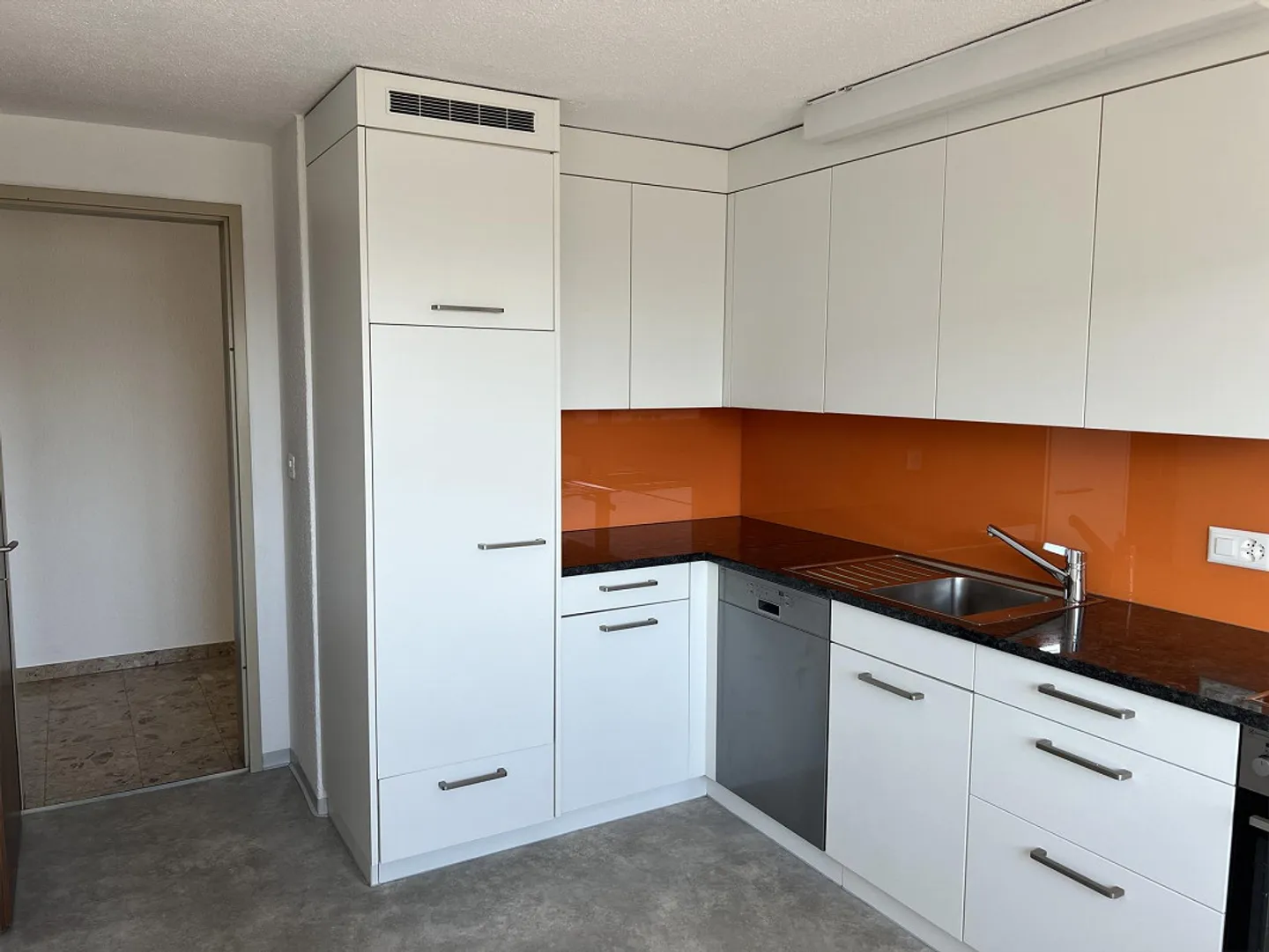 Appartement lumineux de 4,5 pièces au 1er étage - central, adapté aux enfants, beaucoup de lumière - Photo 3 sur 9