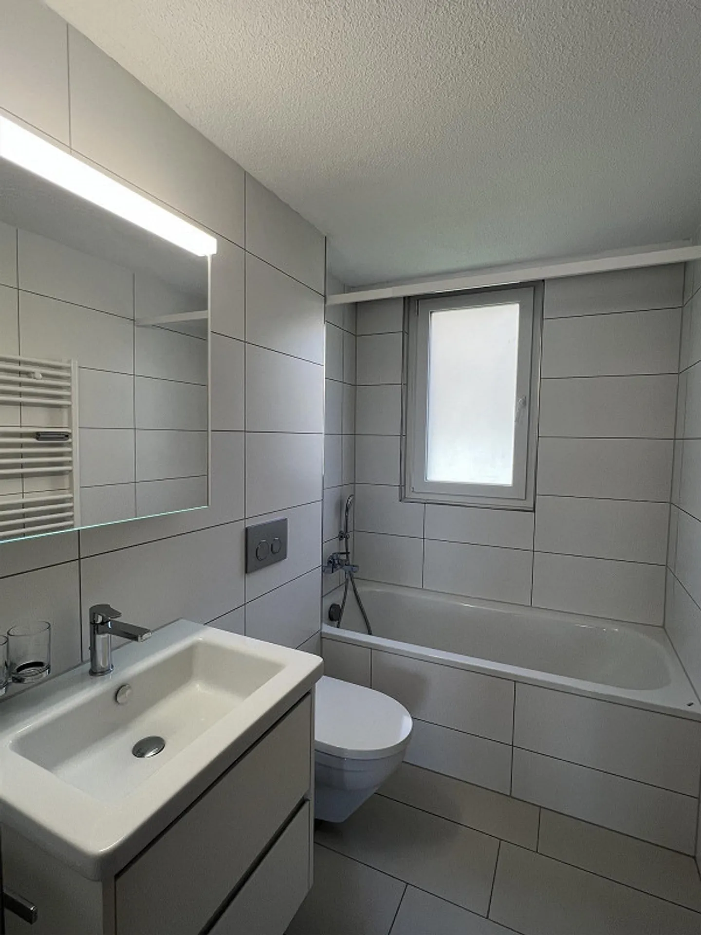 Appartement lumineux de 4,5 pièces au 1er étage - central, adapté aux enfants, beaucoup de lumière - Photo 6 sur 9