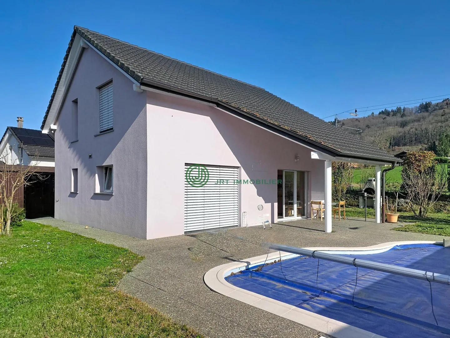 Cheyres (DE) - Maison 5,5 pièces - Quartier résidentiel - 300 mètres du lac - Photo 2 sur 11