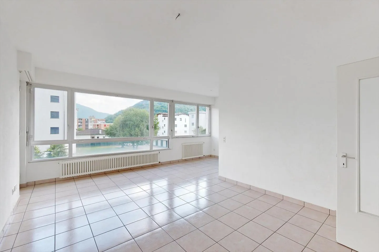 Appartement confortable de 3,5 pièces à Caslano - Photo 4 sur 12
