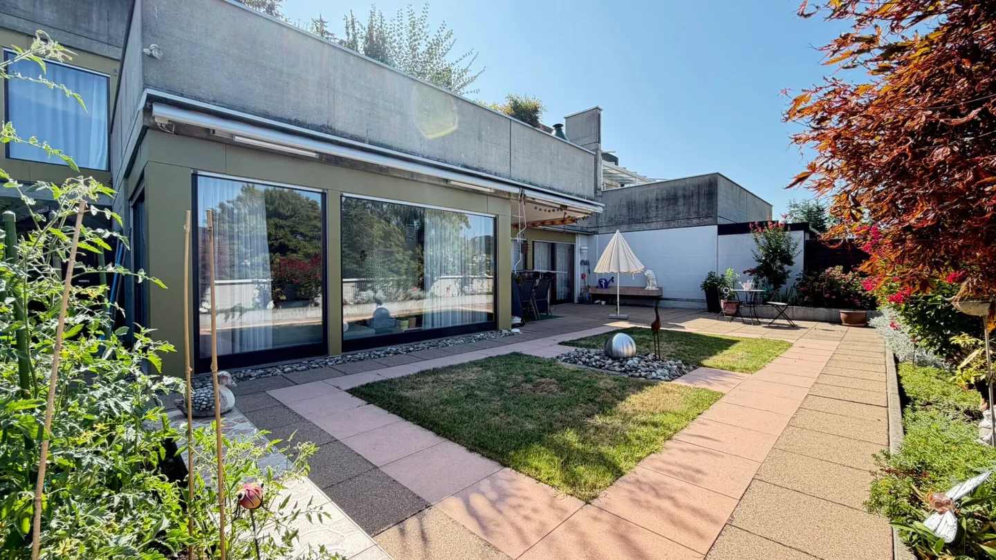 4.5-Room Apartment, Terrace, 2 Bathrooms, Garage Box, Sauna, Fitness & Party Room - Photo 1 of 28