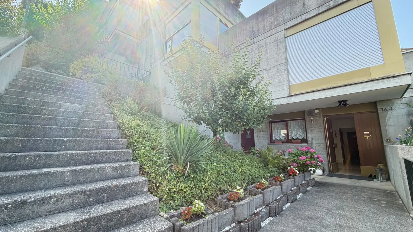 4.5-Room Apartment, Terrace, 2 Bathrooms, Garage Box, Sauna, Fitness & Party Room - Photo 18 of 28