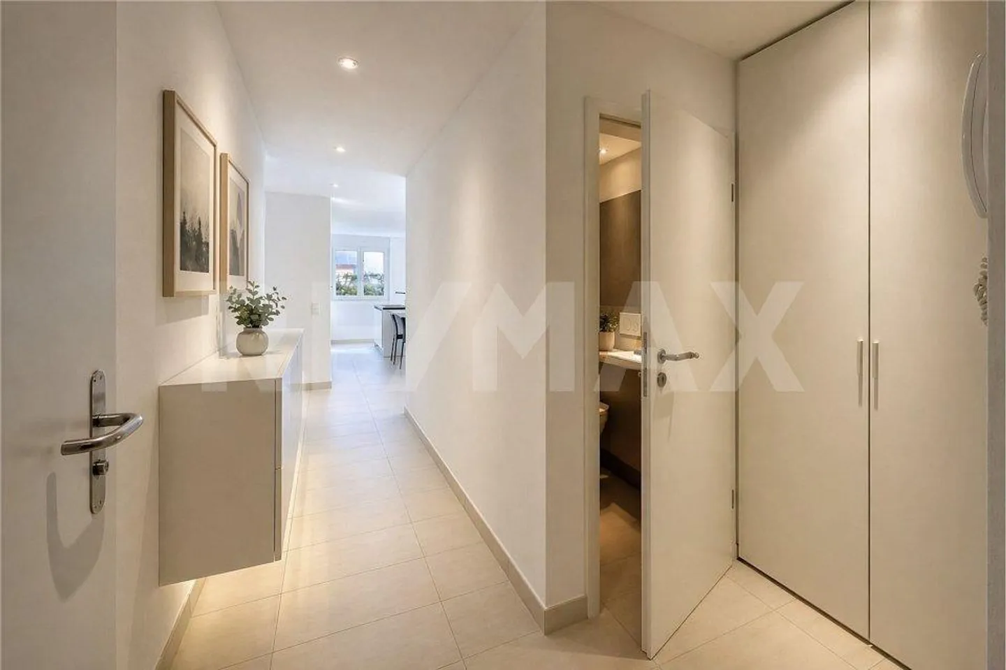Modernes 3,5-Zimmer-Apartment mit Garten in der Nähe von Geschäften - Foto 12 von 13