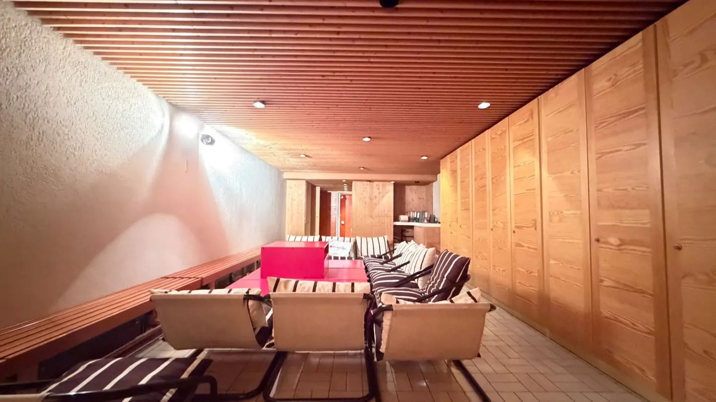 4.5-Room Apartment, Terrace, 2 Bathrooms, Garage Box, Sauna, Fitness & Party Room - Photo 23 of 28