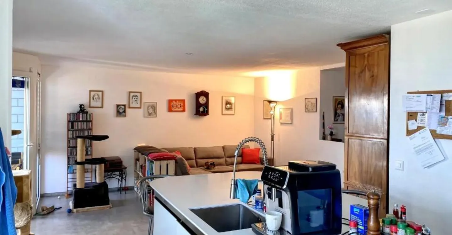 Appartement lumineux 2,5 pièces avec vue sur le lac - Photo 3 sur 4
